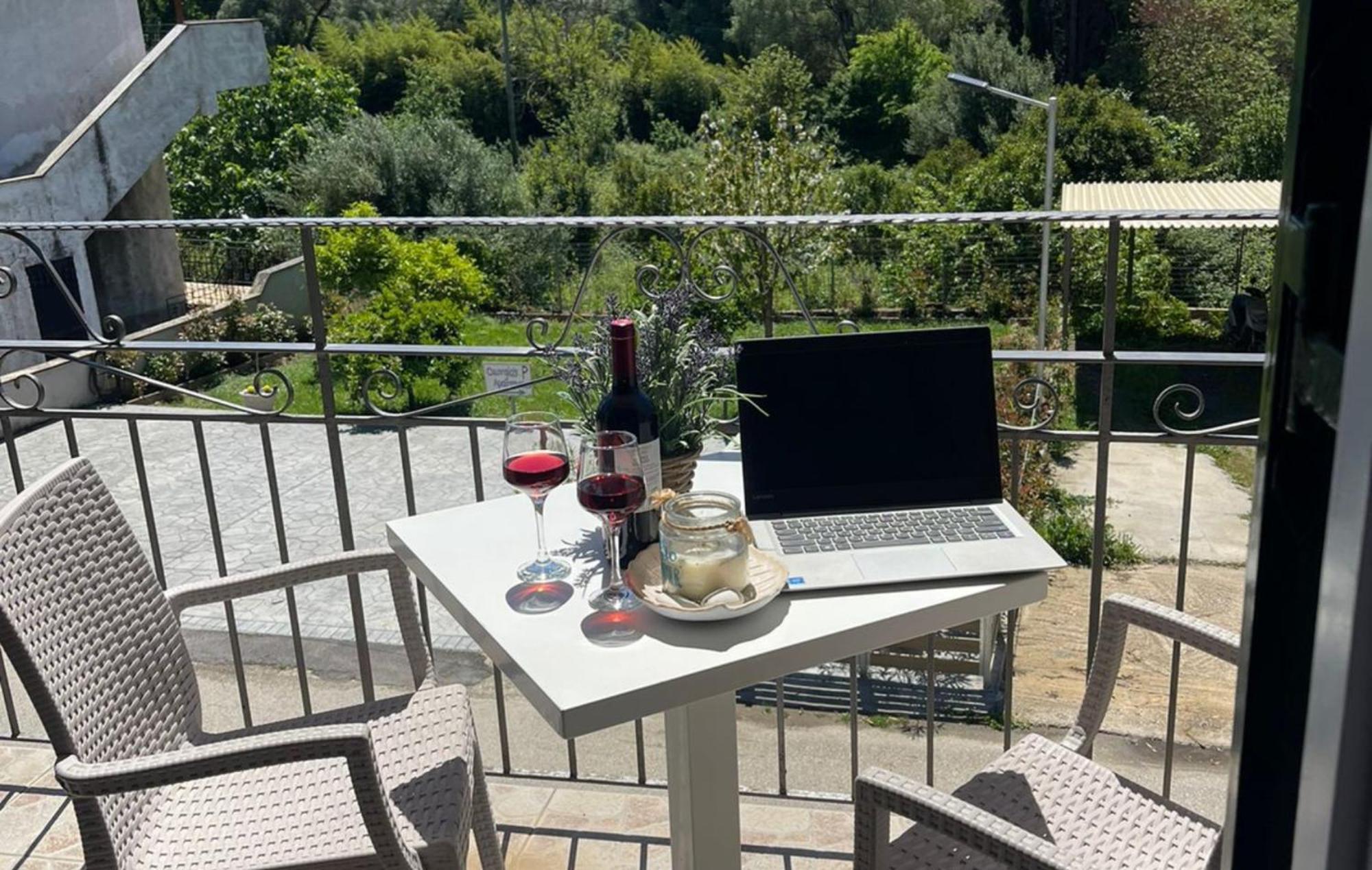 Georgia'S Apartments, Ipsos Corfu Luaran gambar